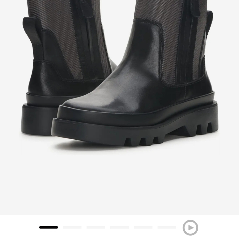 Vince Camuto black size 7 Kaskona boot